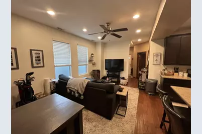 3327 N Hamilton Avenue #2R, Chicago, IL 60618 - Photo 6