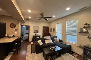 3327 N Hamilton Ave, Chicago, IL 60618 - Photo 2