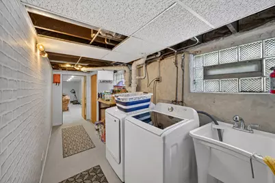 13219 S Houston Avenue, Chicago, IL 60633 - Photo 14