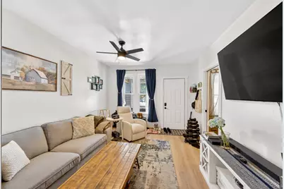 13219 S Houston Avenue, Chicago, IL 60633 - Photo 2