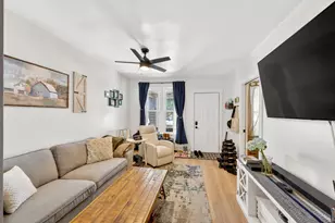 13219 S Houston Ave, Chicago, IL 60633 - Photo 2