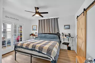 13219 S Houston Ave, Chicago, IL 60633 - Photo 6