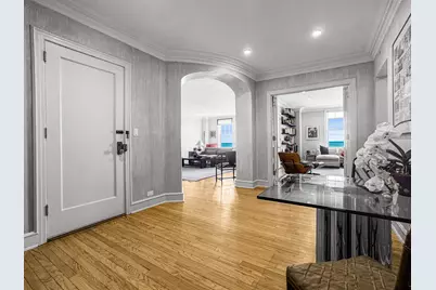 2440 N Lakeview Avenue #13B, Chicago, IL 60614 - Photo 2