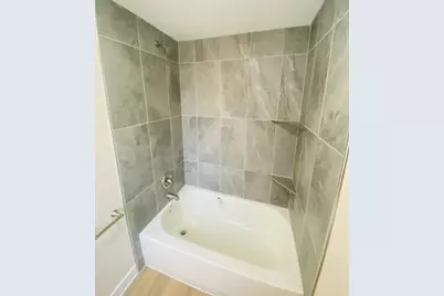 526 S Gordon Avenue, Kankakee, IL 60901 - Photo 6