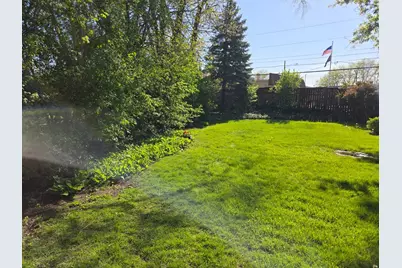 608 N Craig Place, Addison, IL 60101 - Photo 12