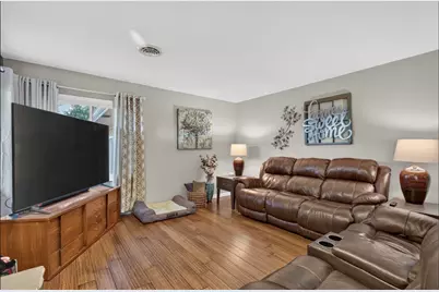 1564 E 16th Road, Streator, IL 61364 - Photo 8