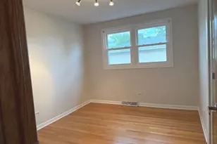 6259 W 91st Pl, Oak Lawn, IL 60453 - Photo 10