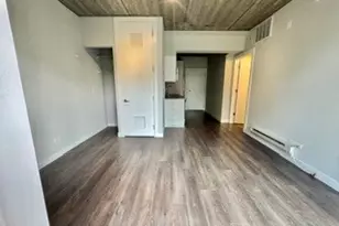 2407 W Eastwood Ave, Chicago, IL 60625 - Photo 8