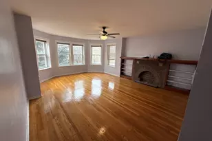 6429 N Claremont Ave, Chicago, IL 60645 - Photo 2
