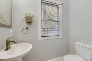 7356 N Ashland Blvd, Chicago, IL 60626 - Photo 18