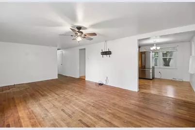 660 Jonette Avenue, Bradley, IL 60915 - Photo 8