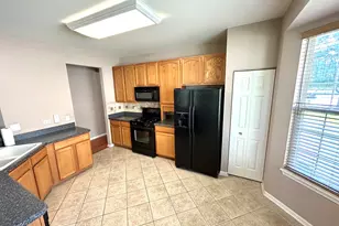 21214 Lily Lake Ln, Crest Hill, IL 60403 - Photo 6