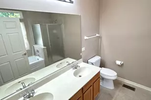 21214 Lily Lake Ln, Crest Hill, IL 60403 - Photo 14