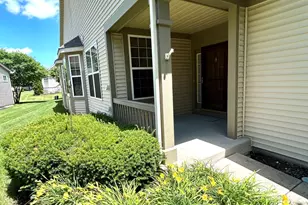 21214 Lily Lake Ln, Crest Hill, IL 60403 - Photo 2