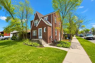 1527 Brookside Ave, Waukegan, IL 60085 - Photo 1