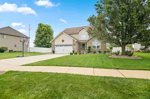 1684 Derby Dr, Bourbonnais, IL 60914 - Photo 2