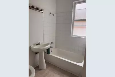7554 S King Drive, Chicago, IL 60619 - Photo 4
