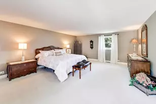 1424 Bates Ln, Schaumburg, IL 60193 - Photo 10