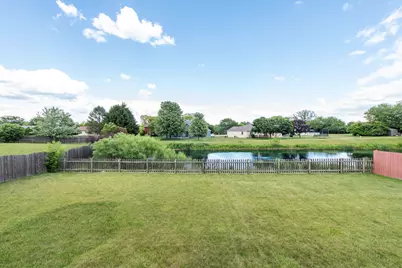 301 English Lane, Winthrop Harbor, IL 60096 - Photo 38
