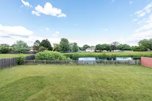 301 English Ln, Winthrop Harbor, IL 60096 - Photo 38