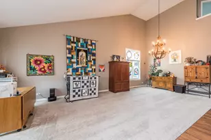 301 English Ln, Winthrop Harbor, IL 60096 - Photo 4