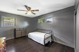 258 S Boyd Ave, Elmhurst, IL 60126 - Photo 8