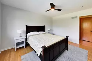 1500 W Blackhawk Dr, Mount Prospect, IL 60056 - Photo 38