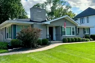 308 E 55th St, Hinsdale, IL 60521 - Photo 1