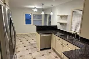 308 E 55th St, Hinsdale, IL 60521 - Photo 6