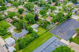 405 N Iowa Ave, Villa Park, IL 60181 - Photo 20