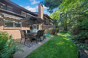 1715 Wildberry Dr, Glenview, IL 60025 - Photo 34