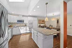 1715 Wildberry Dr, Glenview, IL 60025 - Photo 14