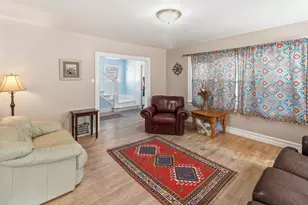 1724 Hovland Ct, Evanston, IL 60201 - Photo 8