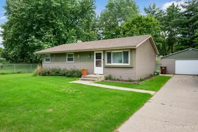 6735 Country Lane, Rockford, IL 61109 - Photo 2