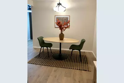 124 N Whistler Avenue #B8, Freeport, IL 61032 - Photo 10