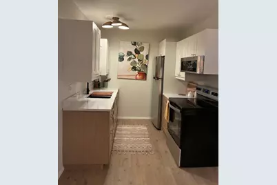 124 N Whistler Avenue #B8, Freeport, IL 61032 - Photo 8