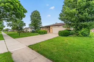 7305 Summit Rd, Darien, IL 60561 - Photo 36
