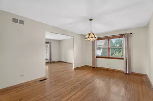 7305 Summit Rd, Darien, IL 60561 - Photo 14