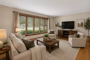 7305 Summit Rd, Darien, IL 60561 - Photo 4