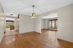 7305 Summit Rd, Darien, IL 60561 - Photo 16