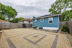 279 Paxton Ave, Calumet City, IL 60409 - Photo 24