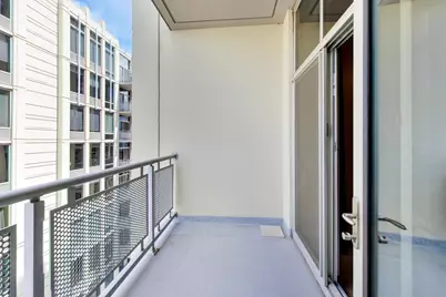 700 N Larrabee Street #1302, Chicago, IL 60654 - Photo 16
