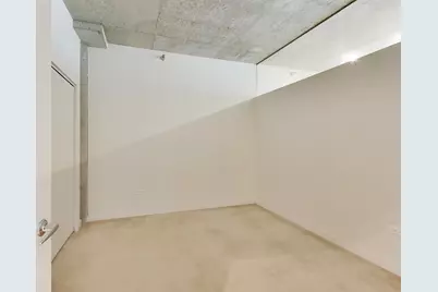 700 N Larrabee Street #1302, Chicago, IL 60654 - Photo 10