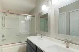 2436 Madiera Ln, Buffalo Grove, IL 60089 - Photo 22