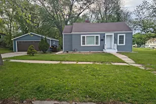 320 Howard Ave, Rockford, IL 61102 - Photo 1