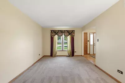 16020 S Howard Street, Plainfield, IL 60586 - Photo 4