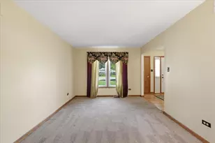 16020 S Howard St, Plainfield, IL 60586 - Photo 4