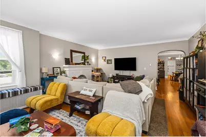 7555 N Claremont Avenue, Chicago, IL 60645 - Photo 4