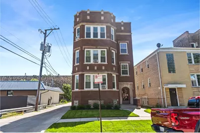 7555 N Claremont Avenue, Chicago, IL 60645 - Photo 1