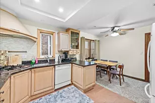 4962 N Mason Ave, Chicago, IL 60630 - Photo 2